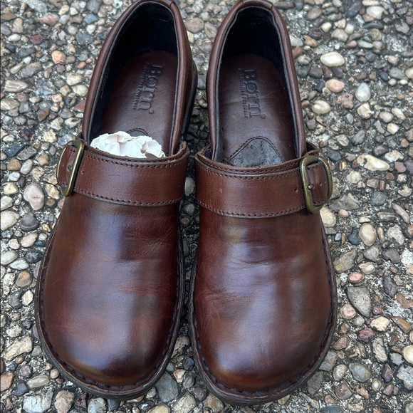 Born Women’s Clogs Buckled Genuine Leather Brown size 8.5 - Picture 1 of 13